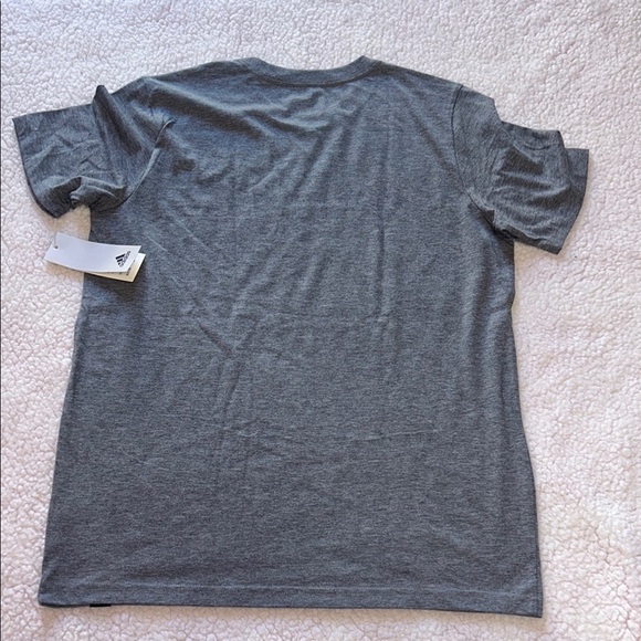 Adidas Gray and Red Short Sleeve Tee - Picture 6 of 6